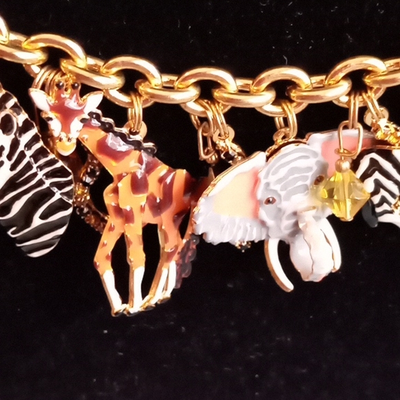 LATR2GO IN THE JUNGLE BRACELET - Picture 4 of 12